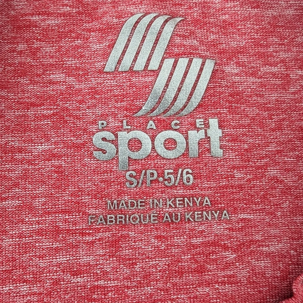 The Children's Place Sport Tee Size 5/6